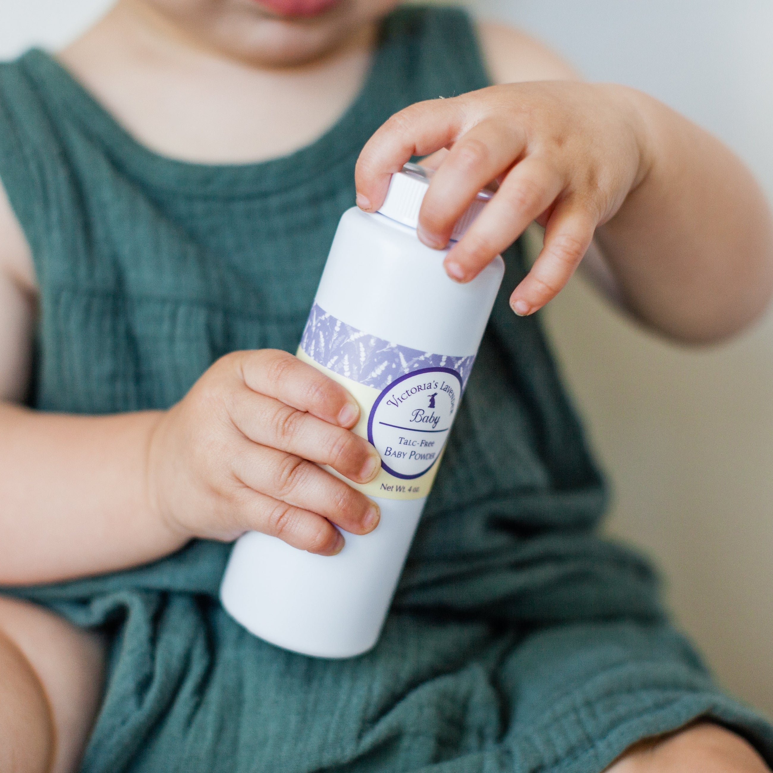 Baby_Powder_Talc-free-2.jpg